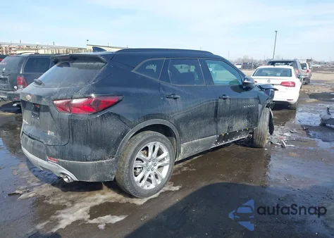 2022 Chevrolet Blazer Awd 3Lt z USA, uszkodzony, nr VIN 3GNKBJRS6NS174014
